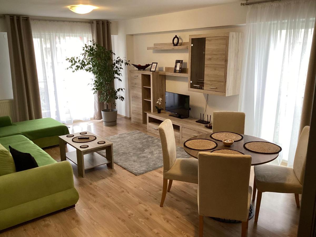 Relaxing Bucharest Airport Residences & Therme-Self Check-In Otopeni Eksteriør bilde