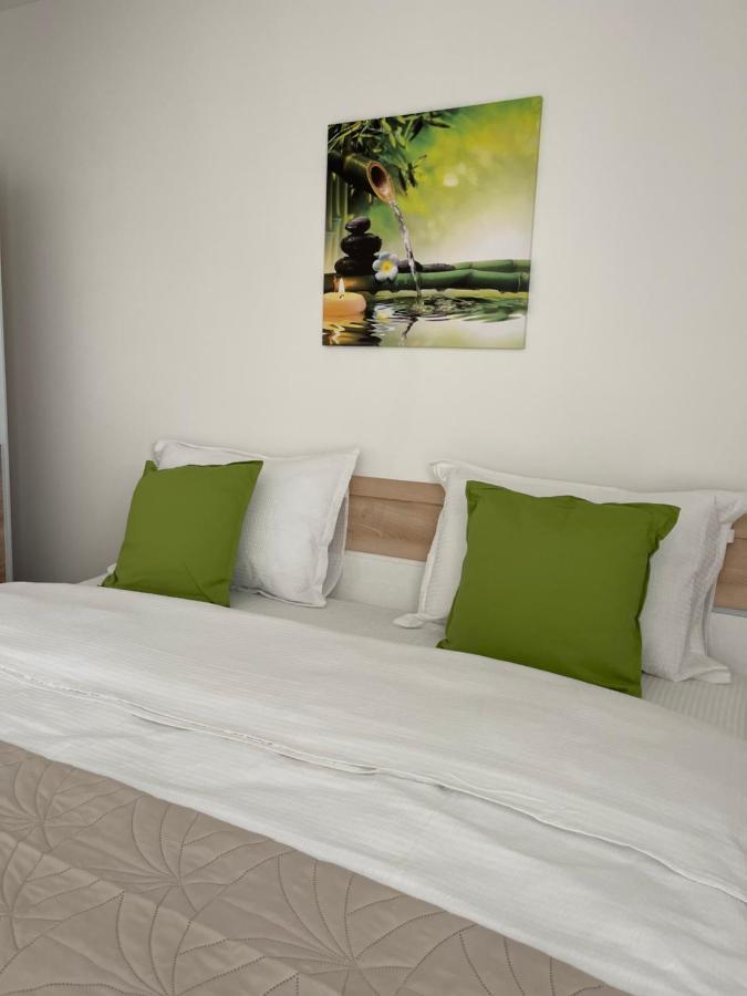 Relaxing Bucharest Airport Residences & Therme-Self Check-In Otopeni Eksteriør bilde