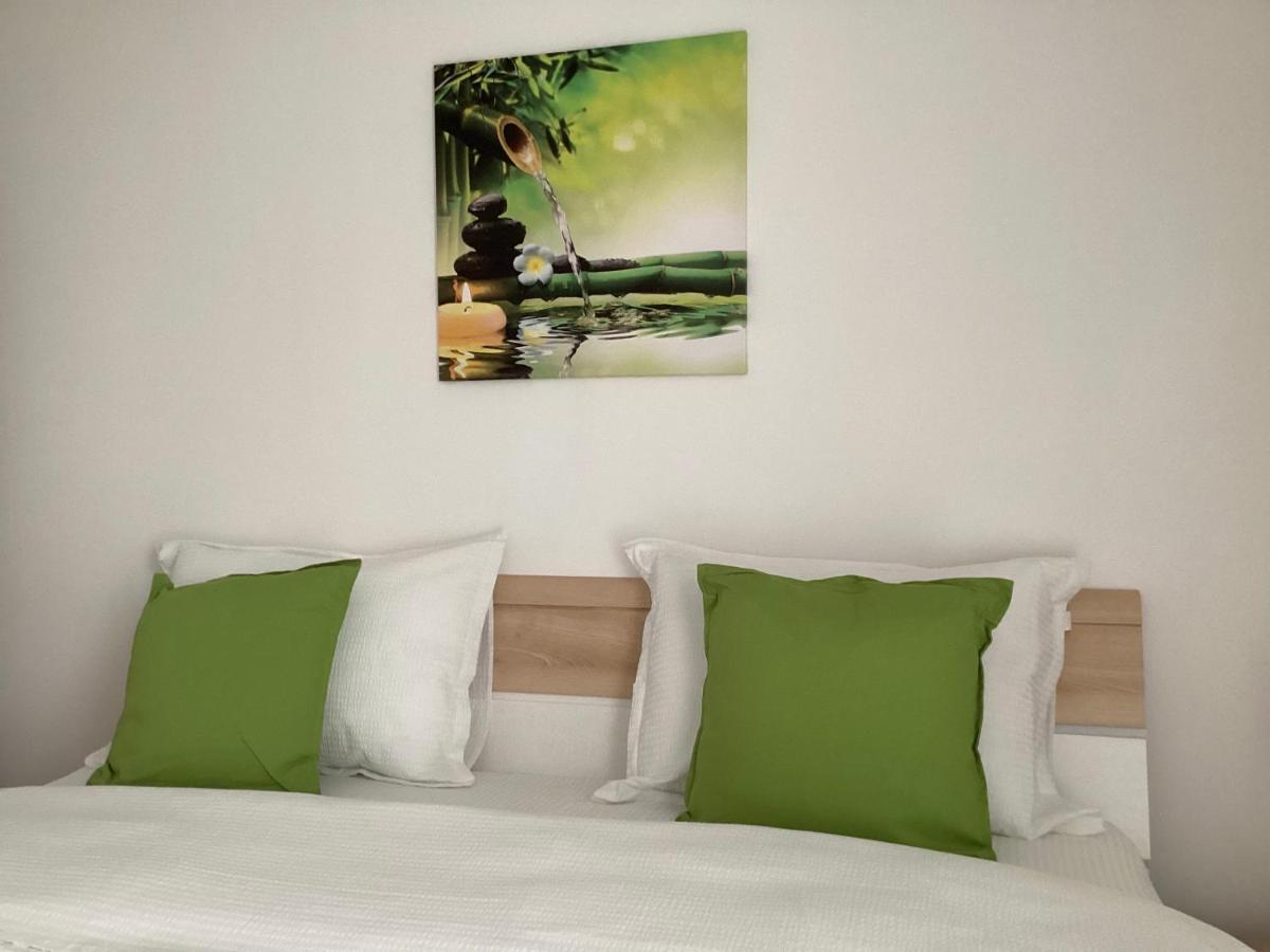 Relaxing Bucharest Airport Residences & Therme-Self Check-In Otopeni Eksteriør bilde