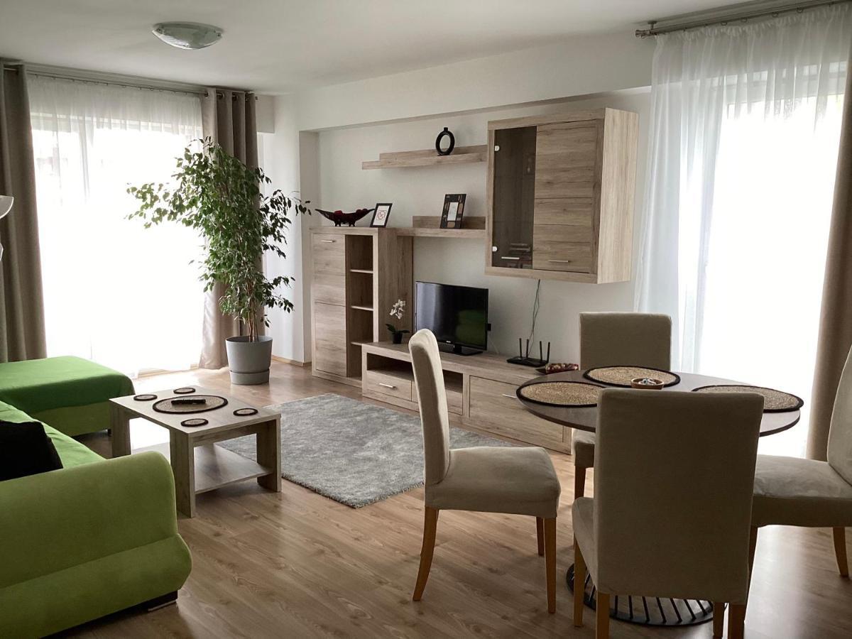 Relaxing Bucharest Airport Residences & Therme-Self Check-In Otopeni Eksteriør bilde